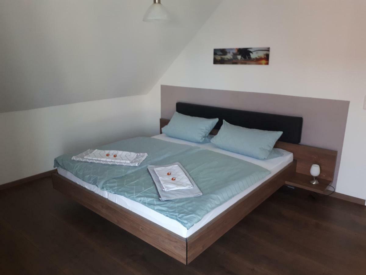 Haus Fernblick Appartement Breitungen  Buitenkant foto